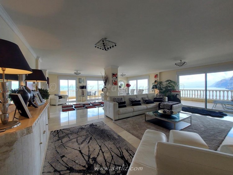 4 bed apartment for sale in Gigansol del Mar, Los Gigantes