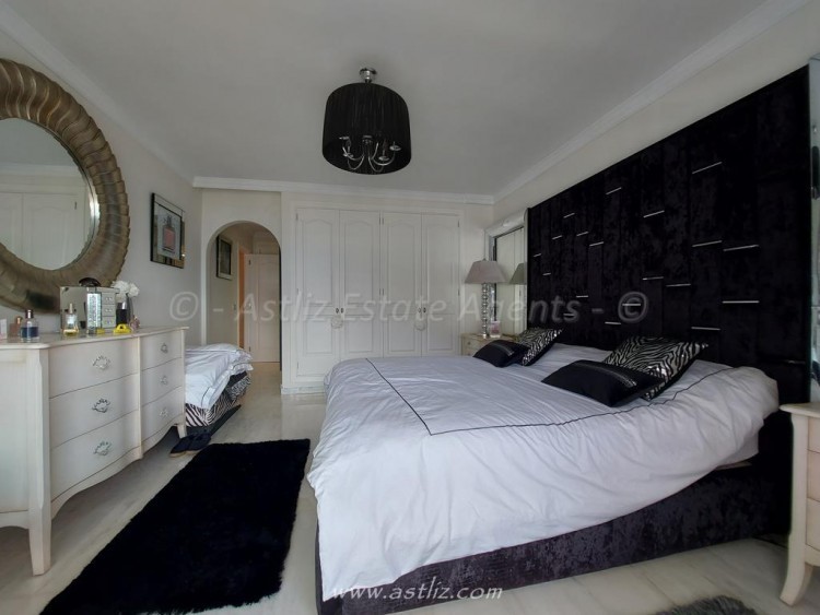 4 bed apartment for sale in Gigansol del Mar, Los Gigantes