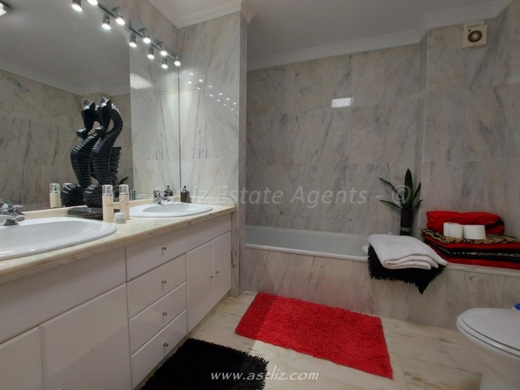 4 bed apartment for sale in Gigansol del Mar, Los Gigantes