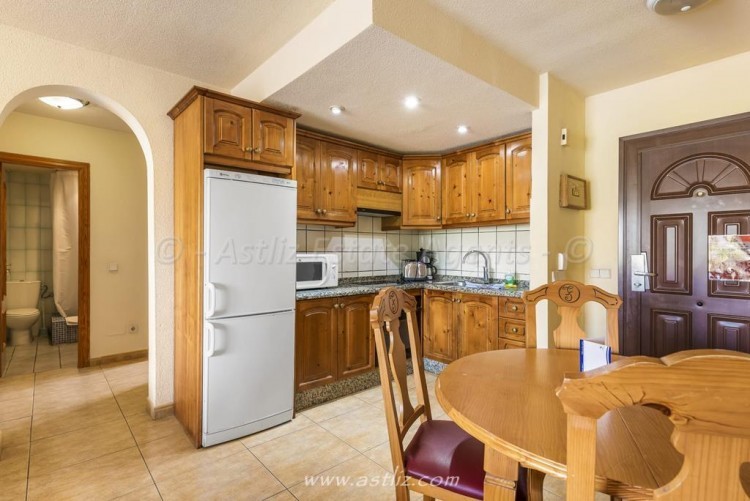 2 bed apartment for sale in Fairways Club, Amarilla Golf