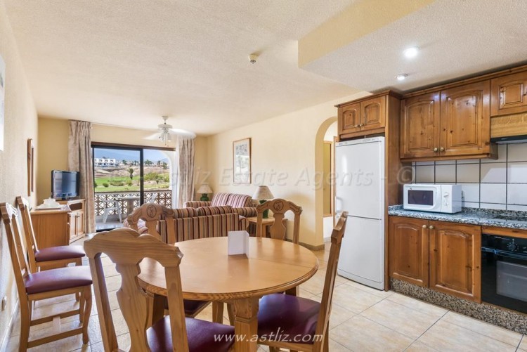 2 bed apartment for sale in Fairways Club, Amarilla Golf