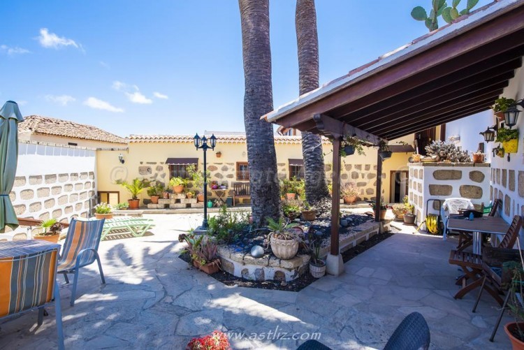 4 bed villa for sale in Granadilla