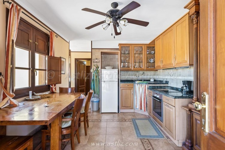 4 bed villa for sale in Granadilla