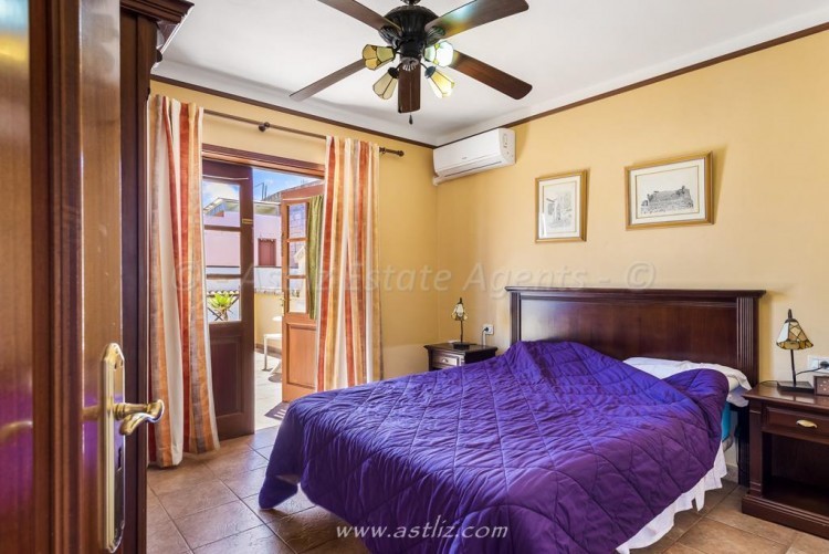 4 bed villa for sale in Granadilla