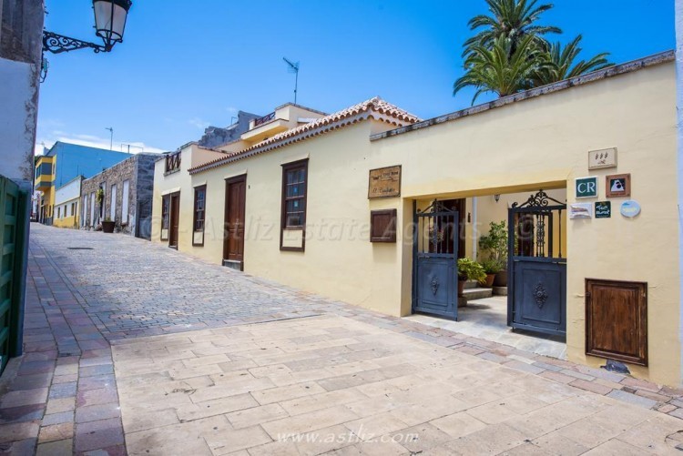 4 bed villa for sale in Granadilla
