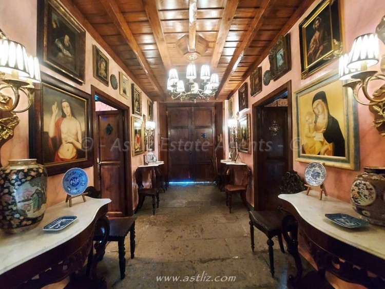 6 bed villa for sale in Icod de Los Vinos