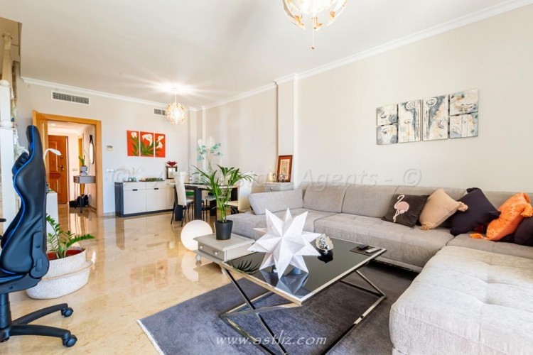 2 bed villa for sale in Playa de la Arena