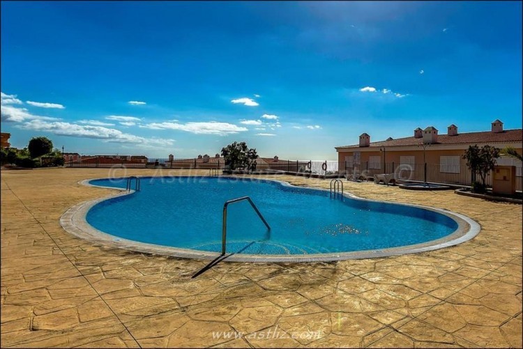 2 bed villa for sale in Playa de la Arena