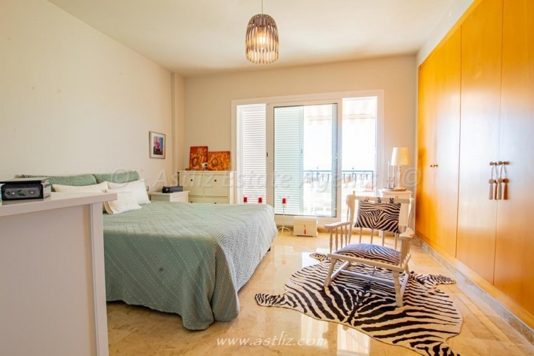 2 bed villa for sale in Playa de la Arena