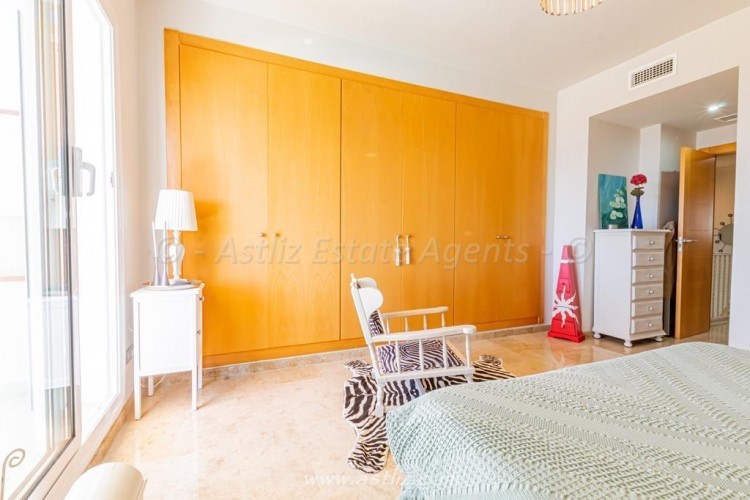 2 bed villa for sale in Playa de la Arena