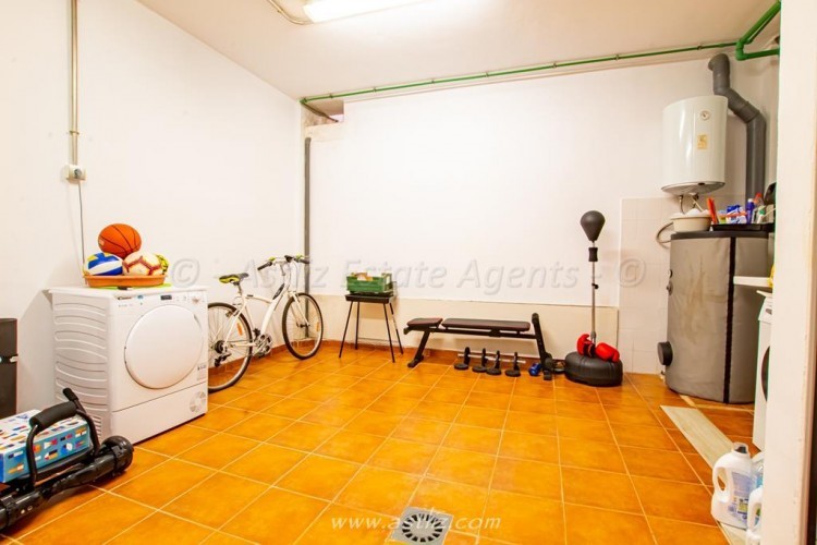 2 bed villa for sale in Playa de la Arena