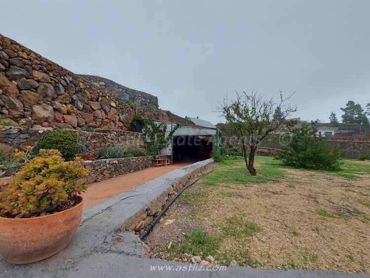Canarian House For sale in Cho Pancho, Tenerife