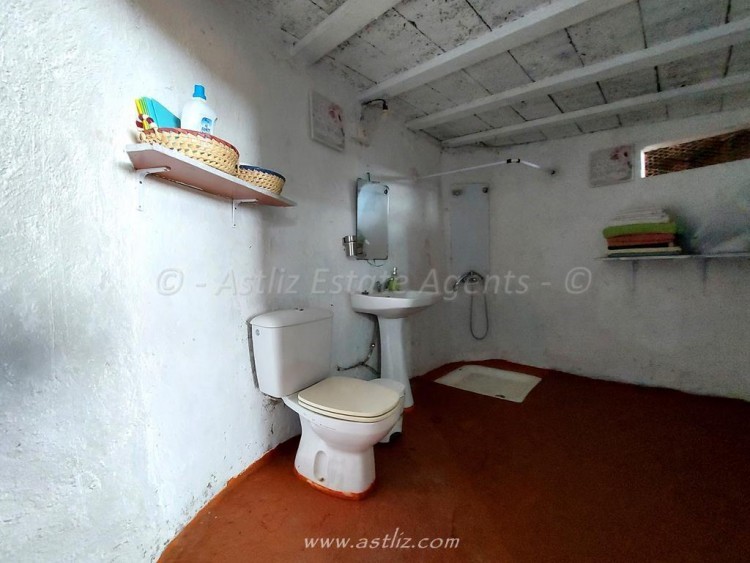 1 bed canarian house for sale in Cho Pancho