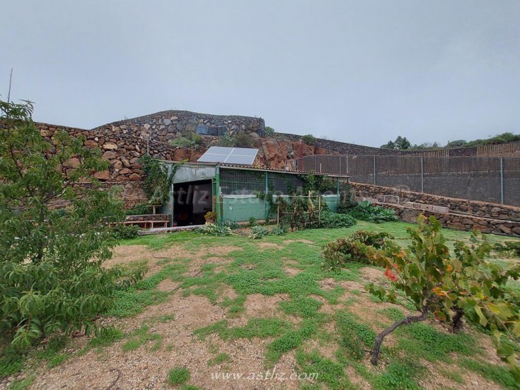 1 bed canarian house for sale in Cho Pancho