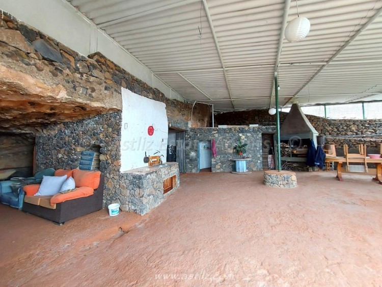 1 bed canarian house for sale in Cho Pancho