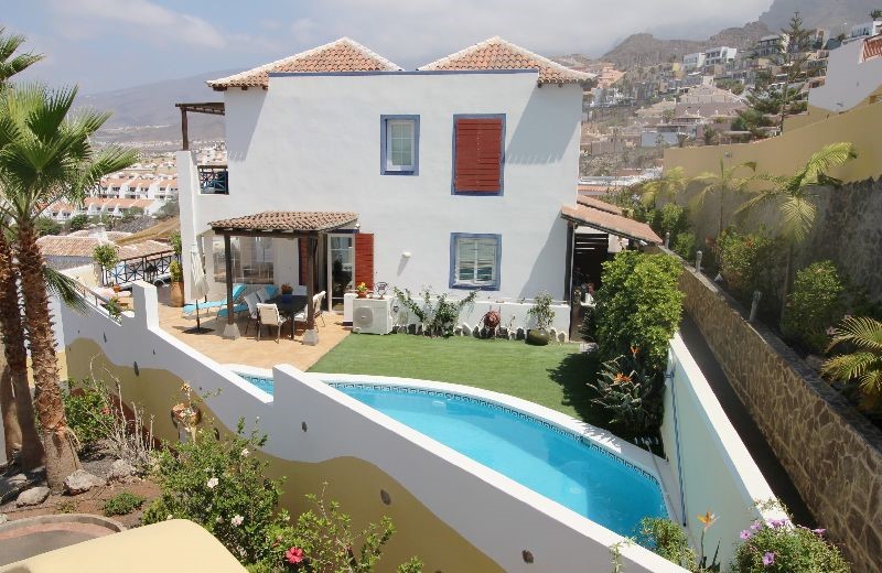 For sale in Torviscas Alto, Tenerife