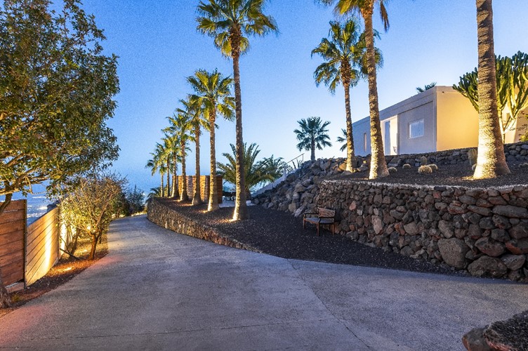 Villa For sale in Arona, Tenerife