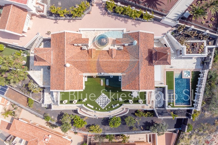 5 bed villa for sale in San Eugenio Alto