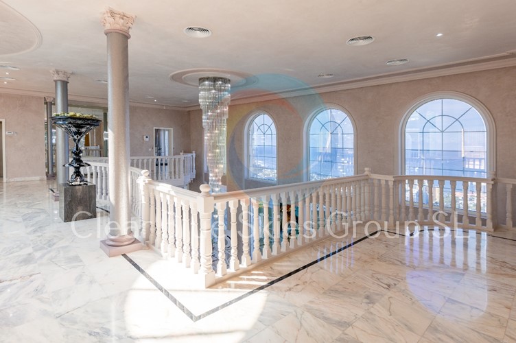 5 bed villa for sale in San Eugenio Alto