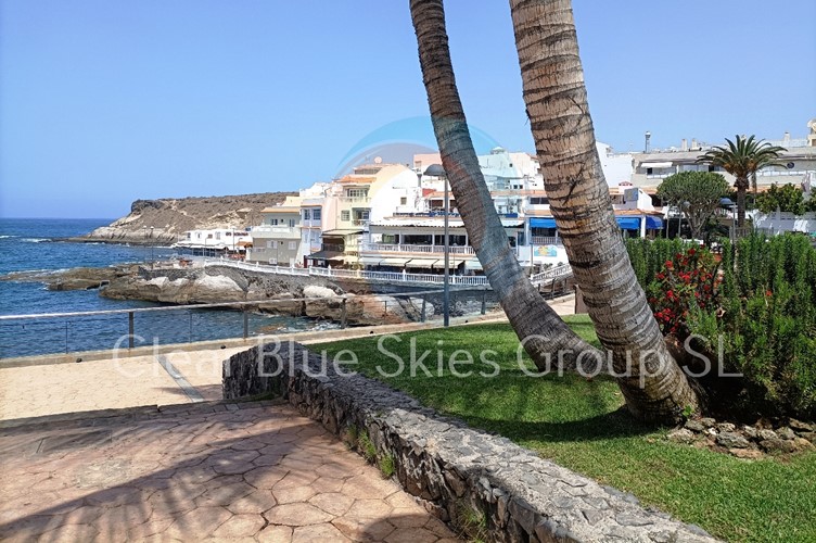 4 bed villa for sale in Golf Costa Adeje