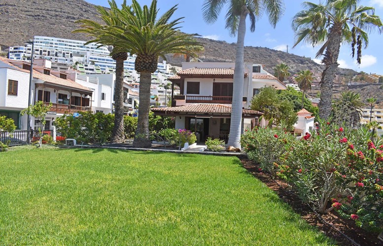 Villa For sale in Los Gigantes, Tenerife