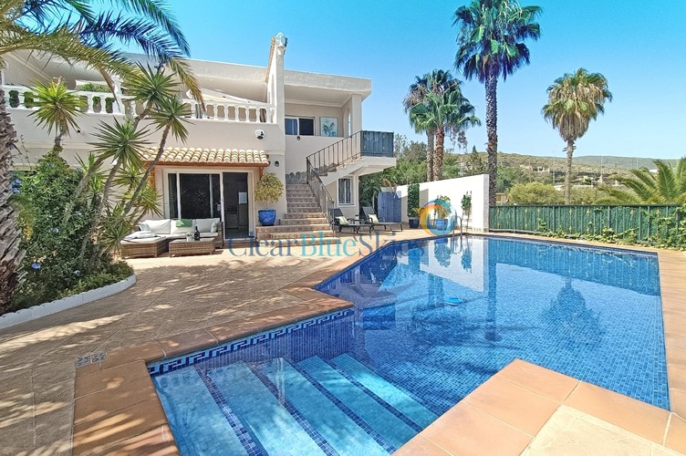 Villa For sale in La Florida, Tenerife