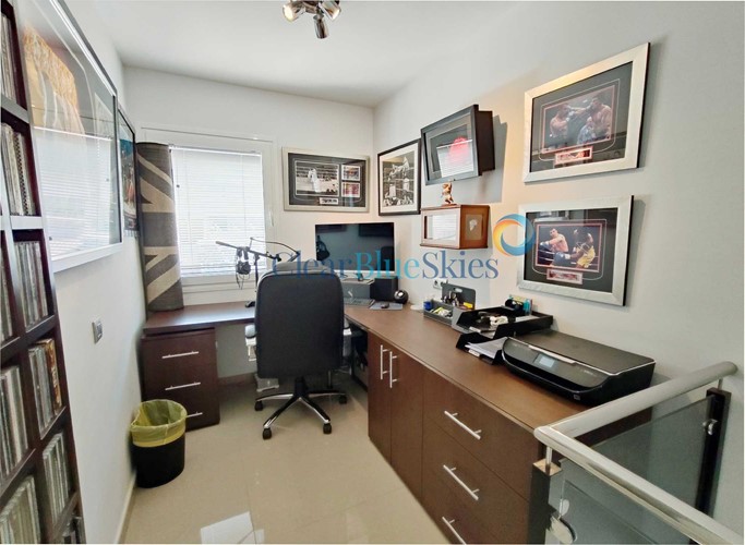 2 bed townhouse for sale in El Madronal