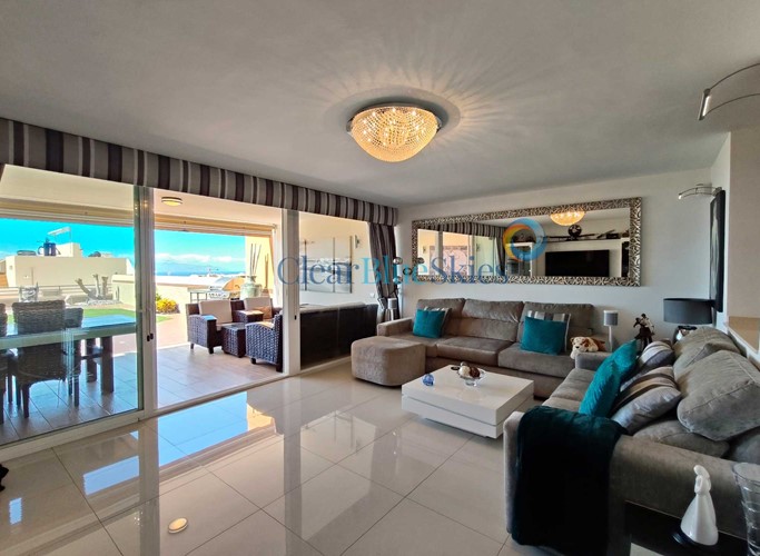 2 bed townhouse for sale in El Madronal