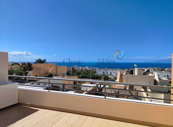2 bed townhouse for sale in El Madronal