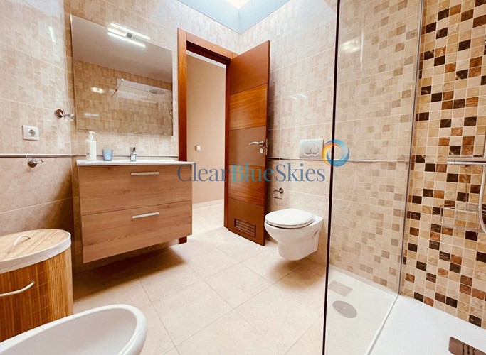 4 bed villa for sale in Los Cristianos
