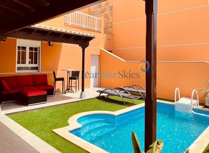 4 bed villa for sale in Los Cristianos
