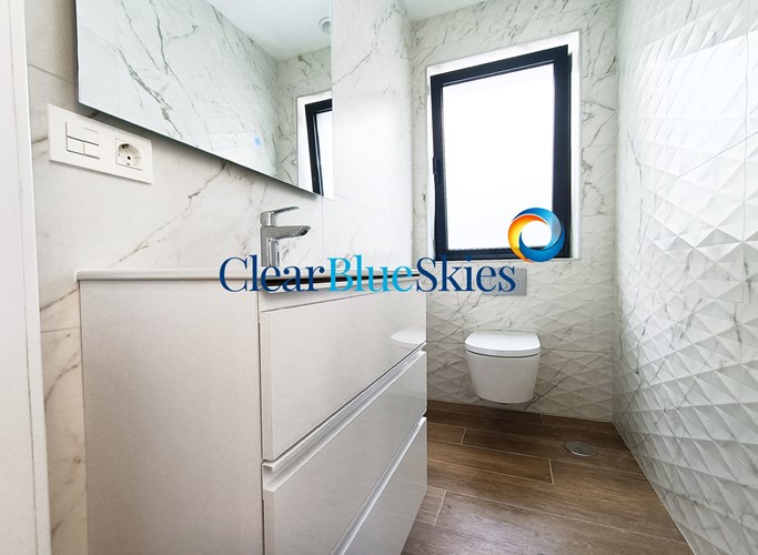 4 bed villa for sale in El Madronal