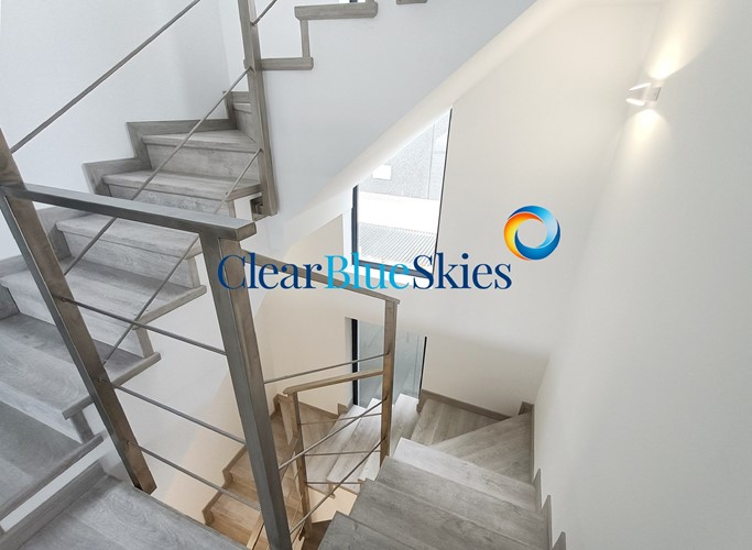 4 bed villa for sale in El Madronal