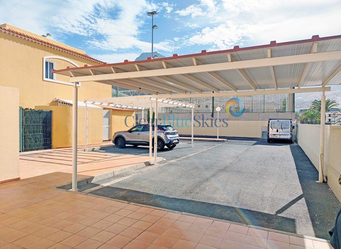 4 bed townhouse for sale in El Madronal