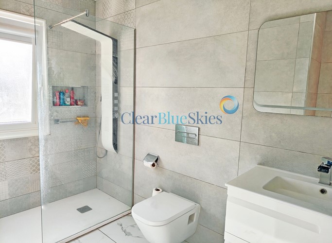 4 bed townhouse for sale in El Madronal