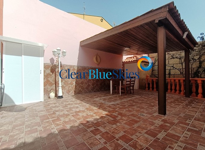 Townhouse For sale in San Isidro, Tenerife