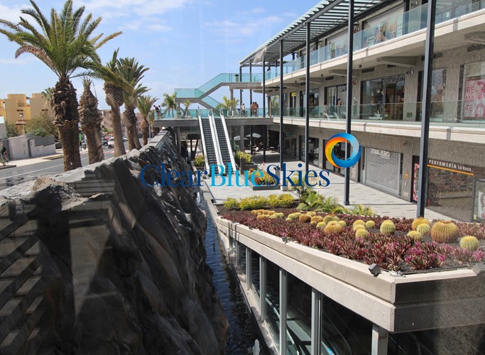 4 bed villa for sale in Playa Paraiso