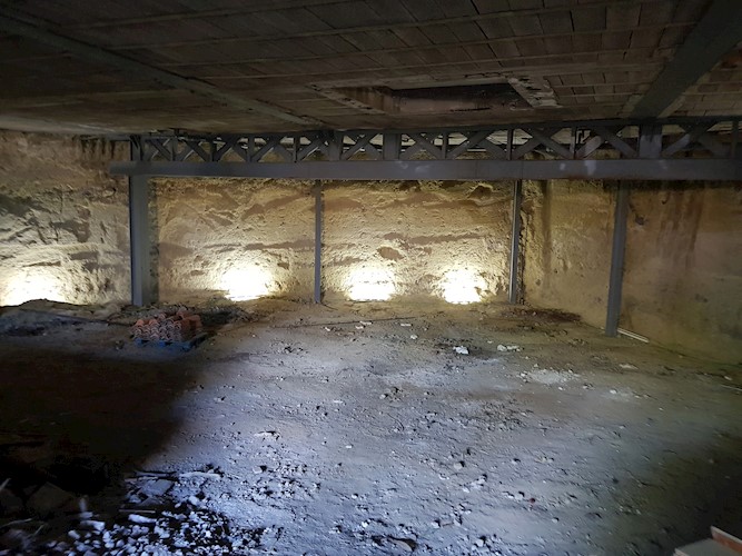 Night Club for sale in San Eugenio Alto