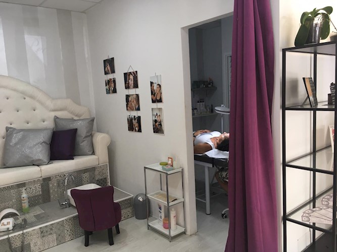 Beauty Salon for sale in Los Cristianos