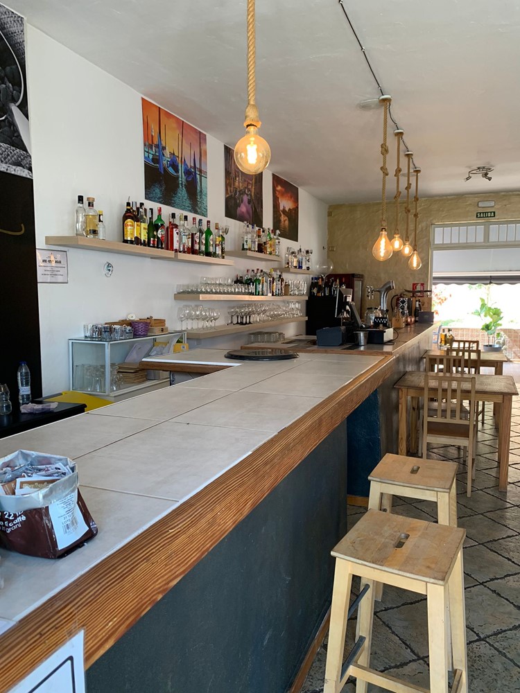 Bar/Restaurant For sale in Playa Paraiso, Tenerife