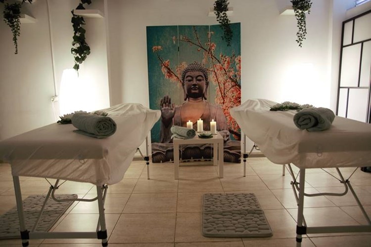 Babywear Shop for sale in El Madronal