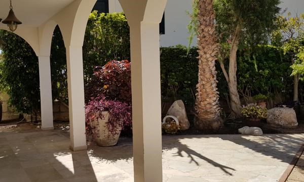 4 bed villa for sale in Chayofa
