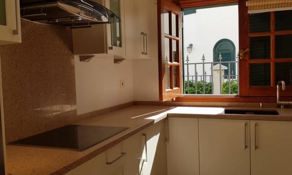 4 bed villa for sale in Chayofa