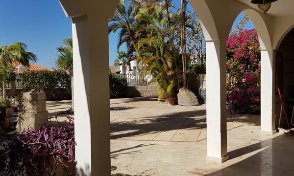 4 bed villa for sale in Chayofa