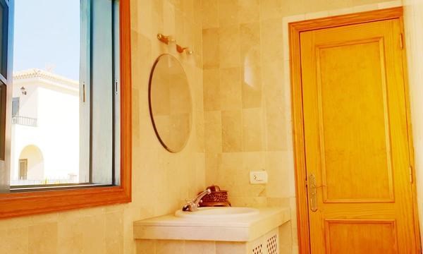 4 bed villa for sale in Chayofa