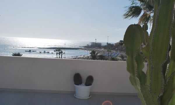 2 bed penthouse for sale in Los Cristianos