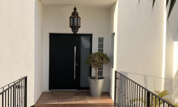 5 bed villa for sale in La Concepcion