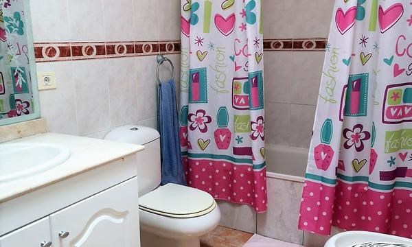 4 bed bungalow for sale in Roque del Conde