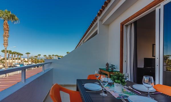 Studio for sale in Malibu Park, San Eugenio Alto