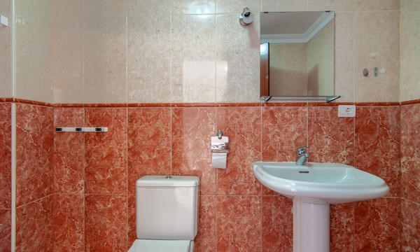 3 bed townhouse for sale in El Madronal